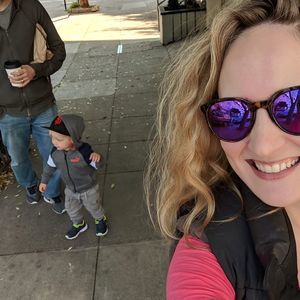 Meet your Posher, Laura